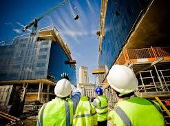 Bán công ty xây dựng 2015 còn hóa đơn giấy